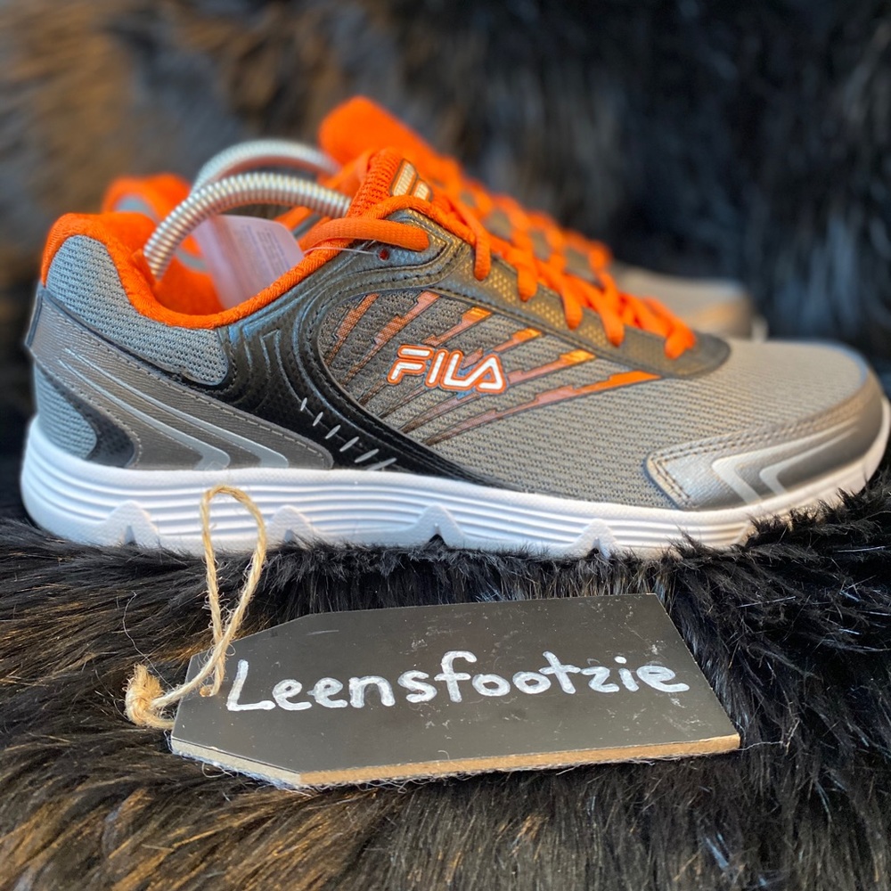 New Fila Beyond Cool Max Mens Athletic Shoe